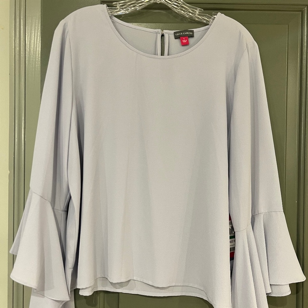 NWT Vince Camaro Spring Romance Top L